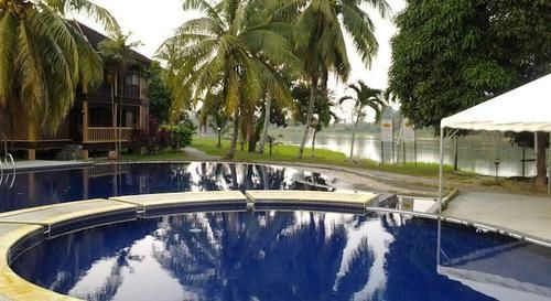 Green Village Pasir Salak Eco River Resort Kampung Gajah  Exteriör bild