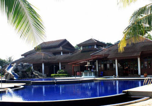 Green Village Pasir Salak Eco River Resort Kampung Gajah  Exteriör bild